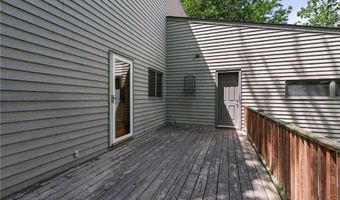 2006 11th Ave NE, Austin, MN 55912