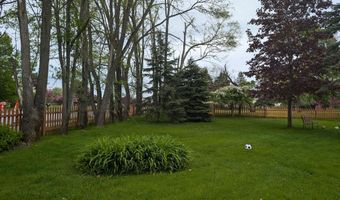 101 ISLAND VIEW Dr, Alpena, MI 49707