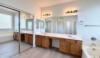 1289 E Iris Dr, Chandler, AZ 85286