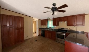 271 S Pkwy, Bethel Springs, TN 38315