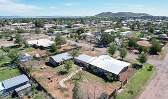 207 S 13th St, Alpine, TX 79830