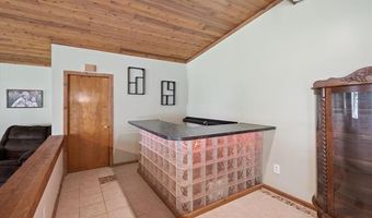 583 Market St, Algonac, MI 48001
