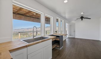 3152 Siskiyou Blvd, Ashland, OR 97520