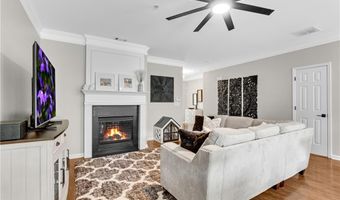 208 Magnolia Leaf Dr, Woodstock, GA 30188