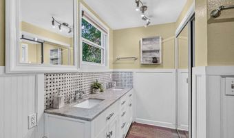 500 Allison St, Ashland, OR 97520