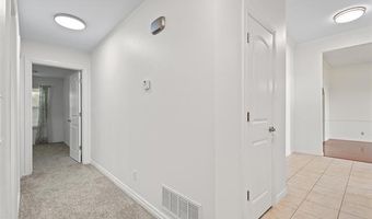 1030 East Dr, Bartlesville, OK 74006