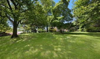 39 Highland Ave, Narragansett, RI 02882