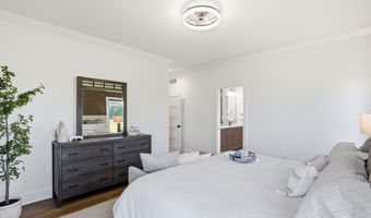 3874 Chapel Hill Ct, Bargersville, IN 46106