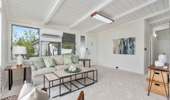 2235 Akeukeu St, Pearl City, HI 96782