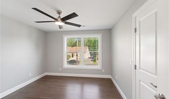 10 Sherwood Ave, North Providence, RI 02911