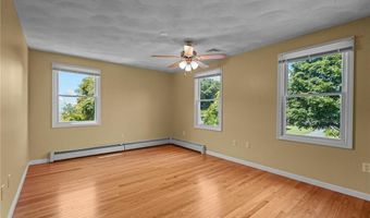 146 Alfred Drown Rd, Barrington, RI 02806