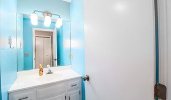 27 Crows Nest Ln 17F, Danbury, CT 06810