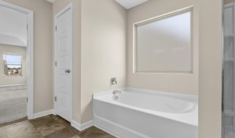 558 Sterling Ponds Dr, Blythewood, SC 29016