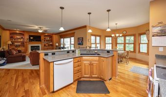 106 SW Stonegate Dr, Ankeny, IA 50023