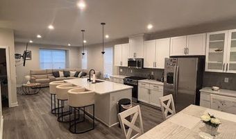 1 Halifax Rd, Bayville, NJ 08721