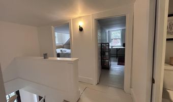 66 High St, Bath, ME 04530