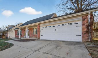 618 Running Creek Dr, Ballwin, MO 63021