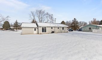 3123 N Hills Blvd, Adrian, MI 49221