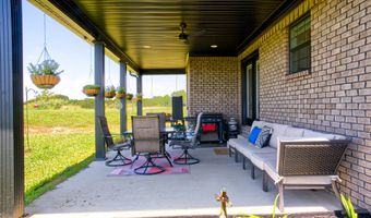 127 Hidden Valley Dr, Bardstown, KY 40004