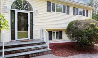 23 Marjorie Dr, Airmont, NY 10901