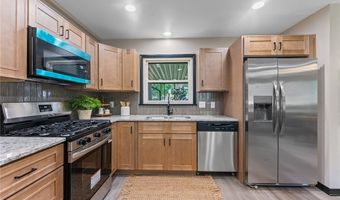 3913 Claridge Dr, Austintown, OH 44511