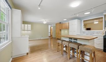 134 D Crestview Ave, Absecon, NJ 08201