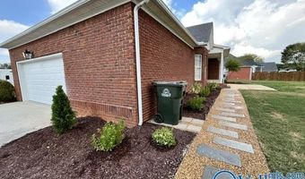 17916 Remington Dr, Athens, AL 35611
