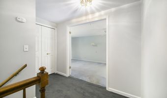 2225 Tilsby Ct, Ann Arbor, MI 48103