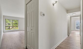 8604 VILLAGE Way 04/8604F, Alexandria, VA 22309