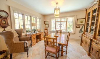 48 Old Searsport Ave, Belfast, ME 04915
