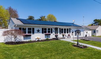 31 Darling St, Acushnet, MA 02743