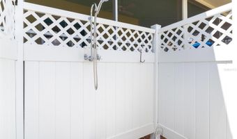 18525 LAKE Rd, Altoona, FL 32702