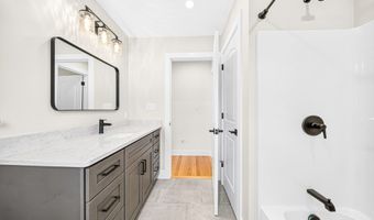 2 Sequoia St, Billerica, MA 01821
