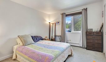 824 O Pl #824, Anchorage, AK 99501