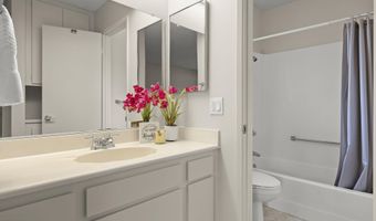 13208 Village 13 13, Camarillo, CA 93012