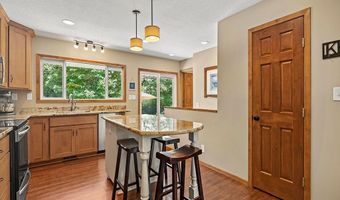 11718 50th St NE, Albertville, MN 55301