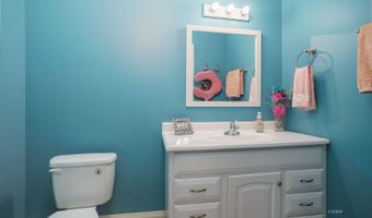 8750 Lavelle Rd, Athens, OH 45701