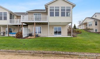7443 Watermark Dr 32, Allendale, MI 49401
