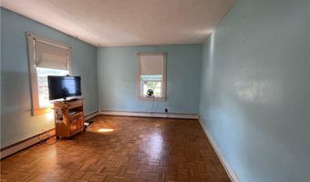 66 Sherry Ave, Bristol, RI 02809