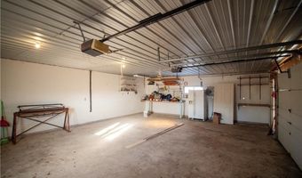 5723 Trego Rd, Atchison, KS 66002