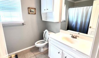 311 S Parkridge Dr, Benton, LA 71006