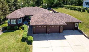 1401 Martin Rd, Albert Lea, MN 56007
