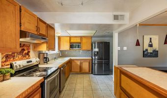 10817 LOWE St NE, Albuquerque, NM 87111