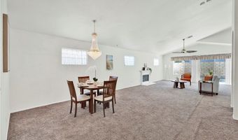 11246 Pleasant Hills Dr, Apple Valley, CA 92308