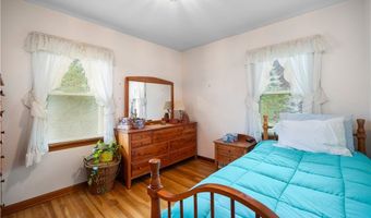 167 S Leavitt Rd, Amherst, OH 44001