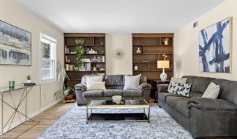 140 Idlebrook Ln, Aberdeen, NJ 07747