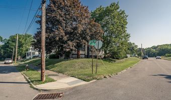 39 Kreisel Ter, Amsterdam, NY 12010