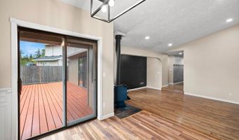 6393 SW SKIVER Dr, Beaverton, OR 97078