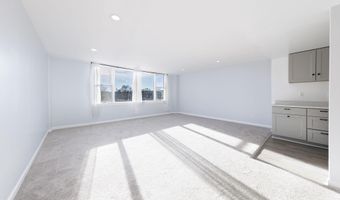 4600 DUKE St 413, Alexandria, VA 22304