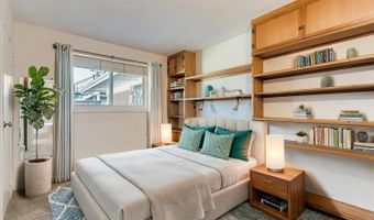 4654 Cheshire St, San Diego, CA 92117